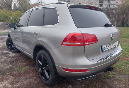 Продам Volkswagen Touareg Гибрид 2011 года в Киеве