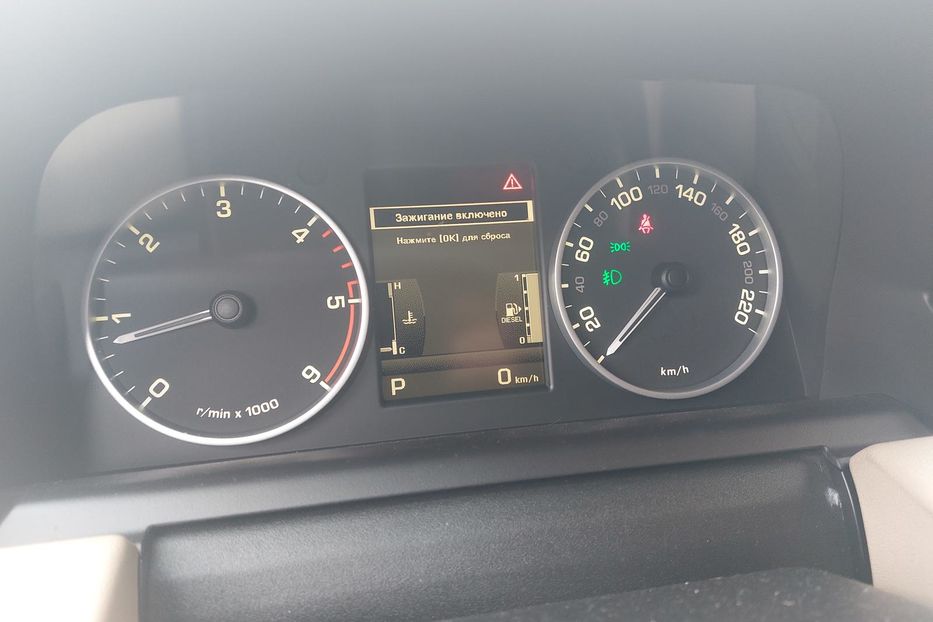 Продам Land Rover Range Rover Sport Дизель  2011 года в Киеве