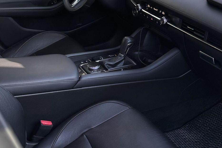 Продам Mazda 3 2020 года в Днепре