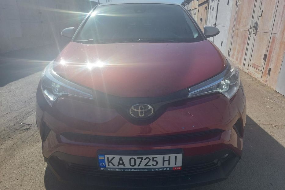 Продам Toyota C-HR Автомат 2018 года в Киеве