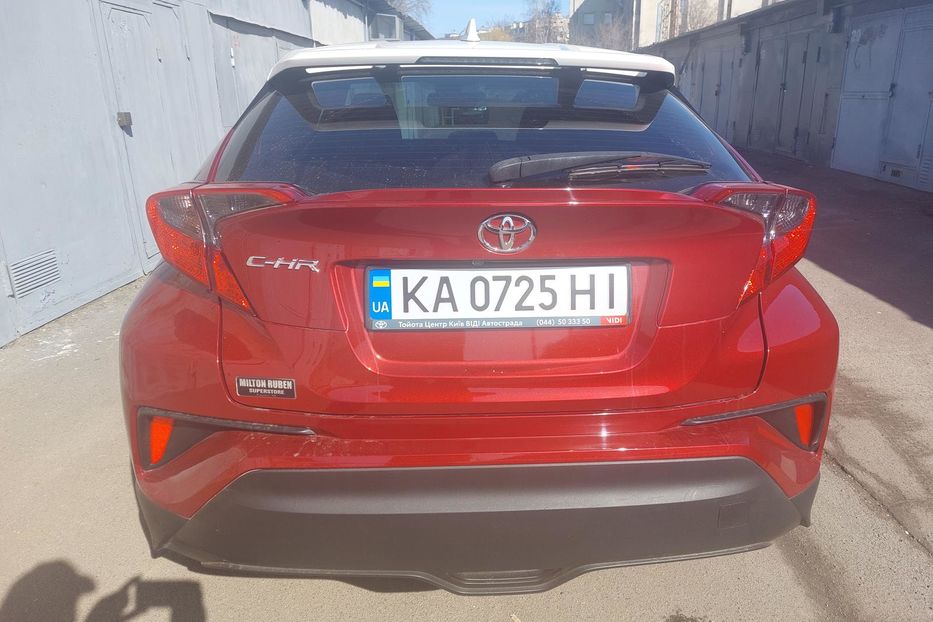 Продам Toyota C-HR Автомат 2018 года в Киеве