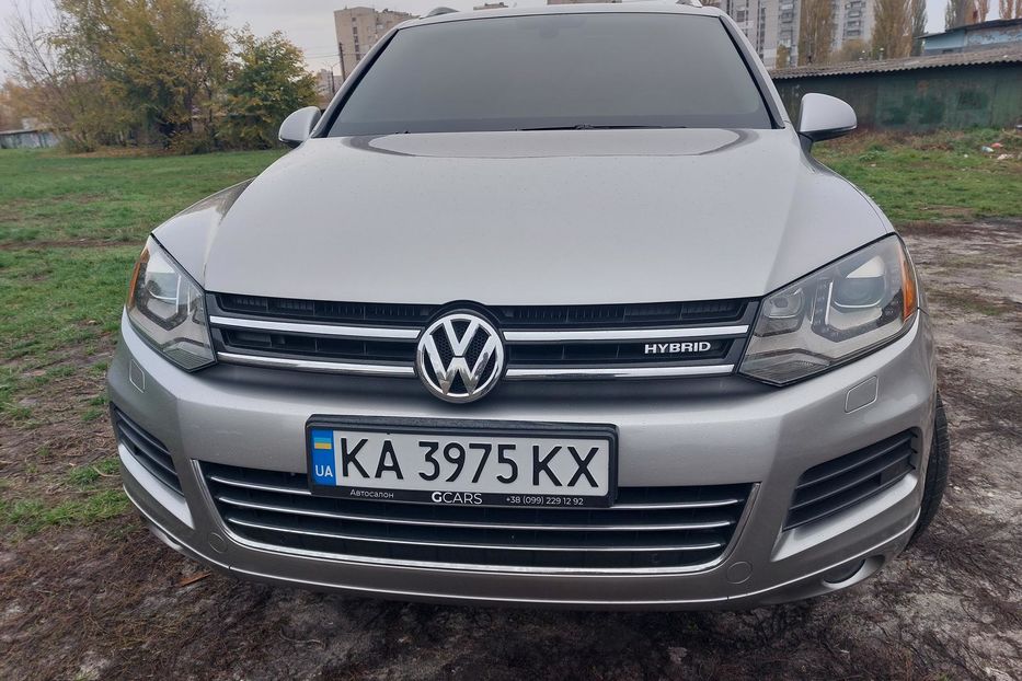 Продам Volkswagen Touareg Гибрид 2011 года в Киеве