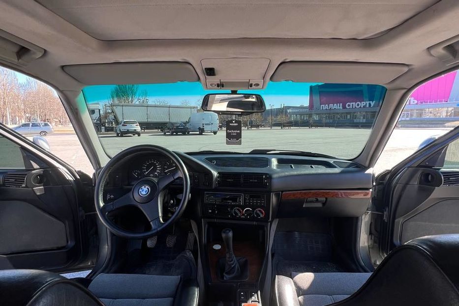 Продам BMW 525 525i 1992 года в Запорожье