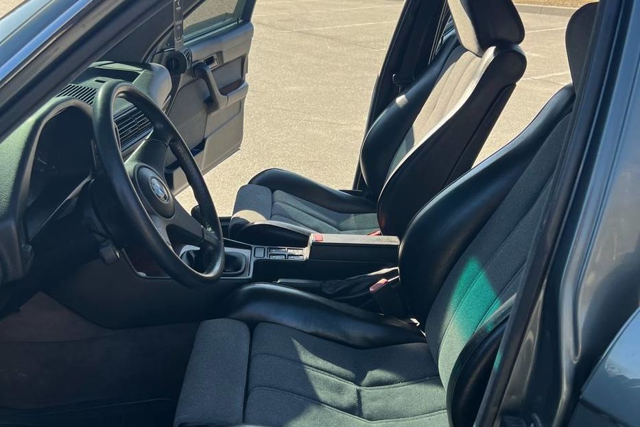 Продам BMW 525 525i 1992 года в Запорожье