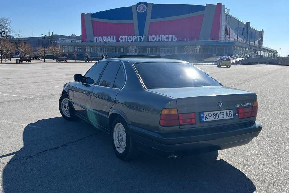 Продам BMW 525 525i 1992 года в Запорожье
