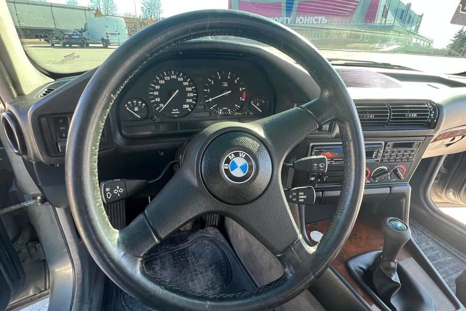 Продам BMW 525 525i 1992 года в Запорожье