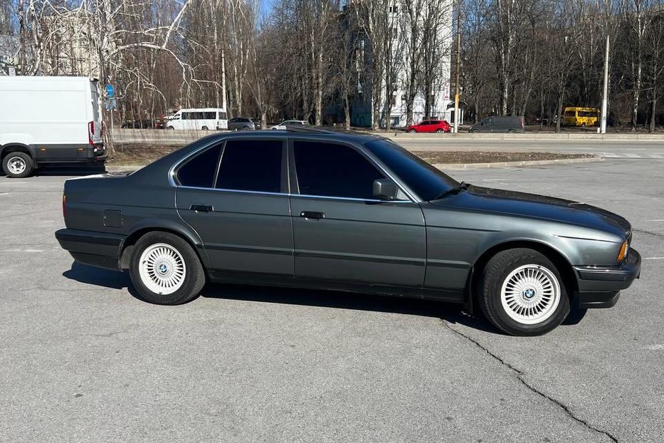 Продам BMW 525 525i 1992 года в Запорожье