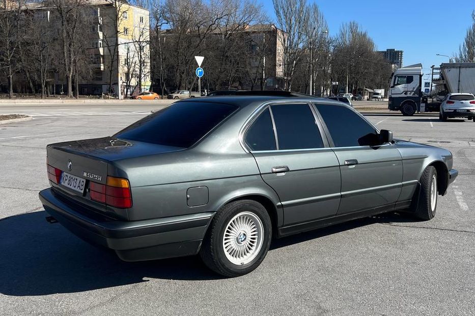 Продам BMW 525 525i 1992 года в Запорожье
