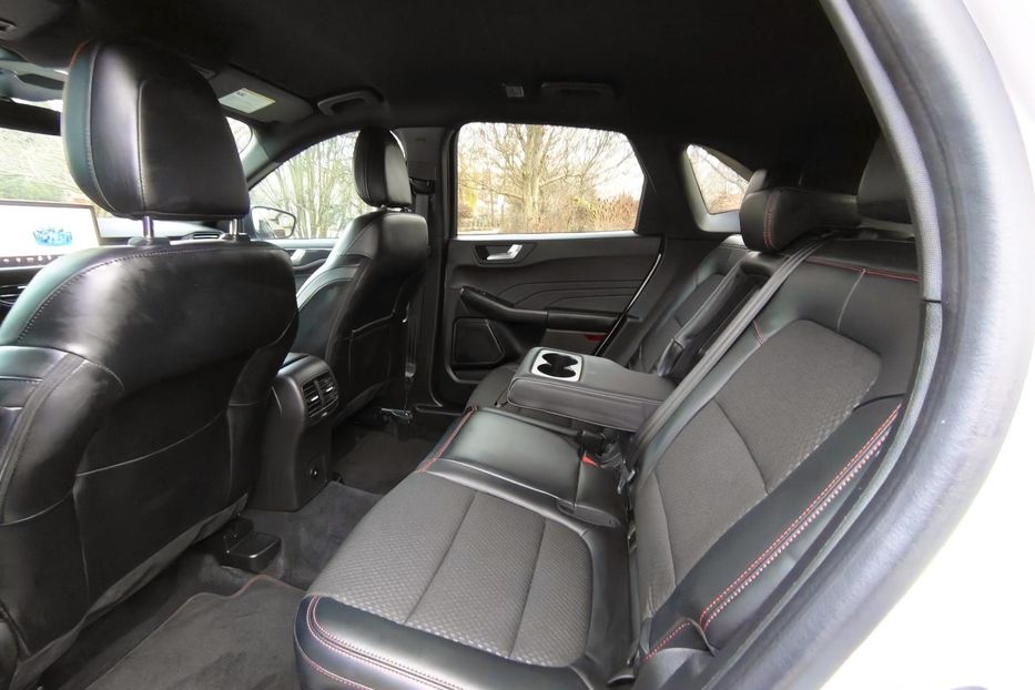 Продам Ford Escape 2023 года в Запорожье