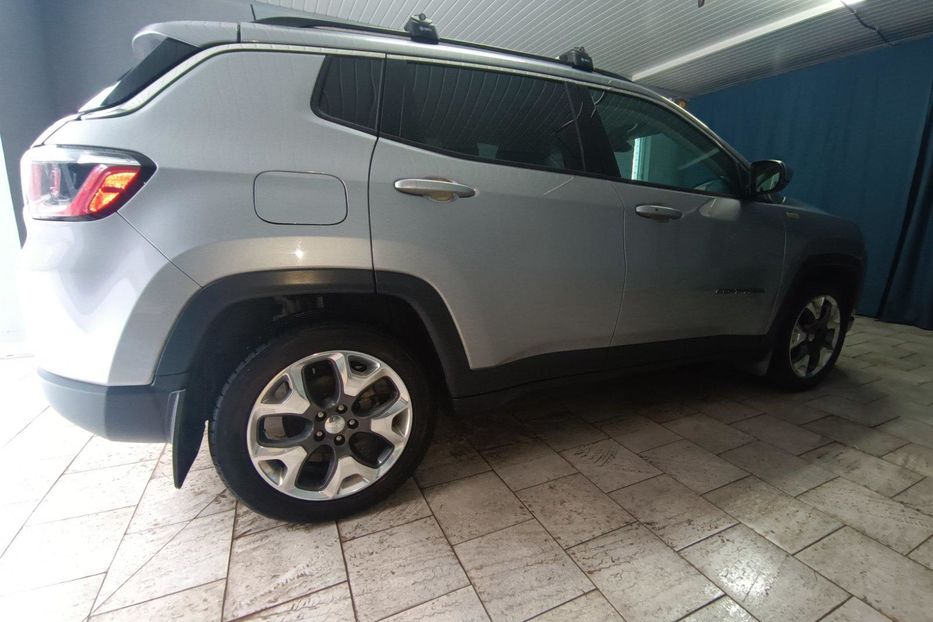 Продам Jeep Compass 3C4NJCCB0KT819338 2019 года в Киеве