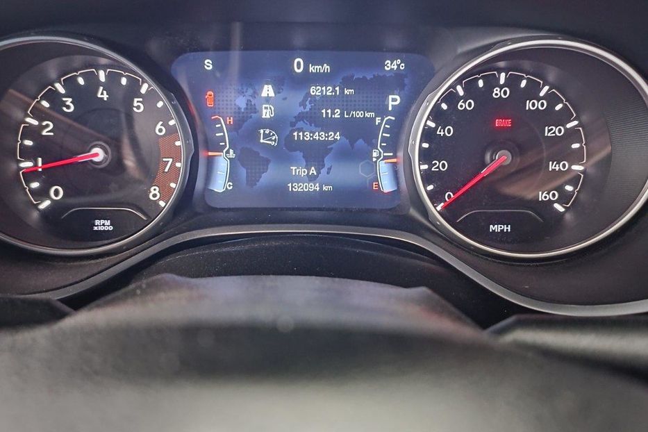 Продам Jeep Compass 3C4NJCCB0KT819338 2019 года в Киеве