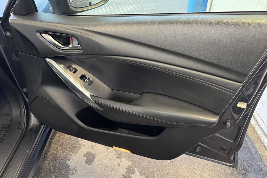 Продам Mazda 6 2015 года в Харькове