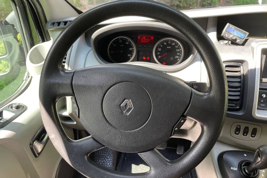 Продам Renault Trafic пасс. 2010 года в Киеве