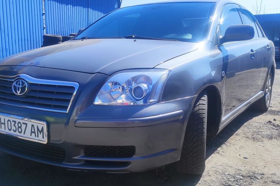 Продам Toyota Avensis 2004 года в Одессе