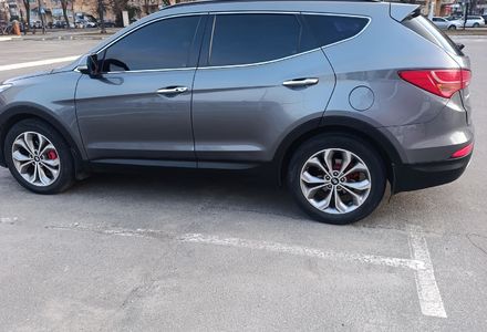 Продам Hyundai Santa FE 2015 года в г. Бровары, Киевская область