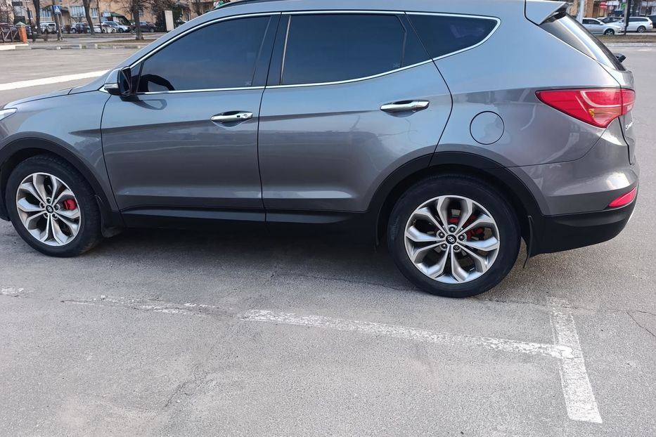 Продам Hyundai Santa FE 2015 года в г. Бровары, Киевская область