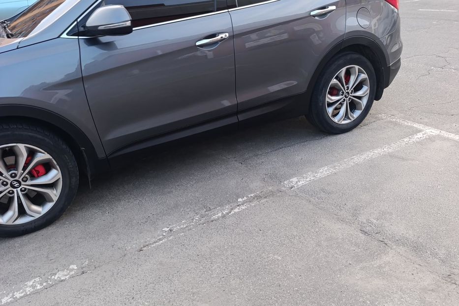 Продам Hyundai Santa FE 2015 года в г. Бровары, Киевская область