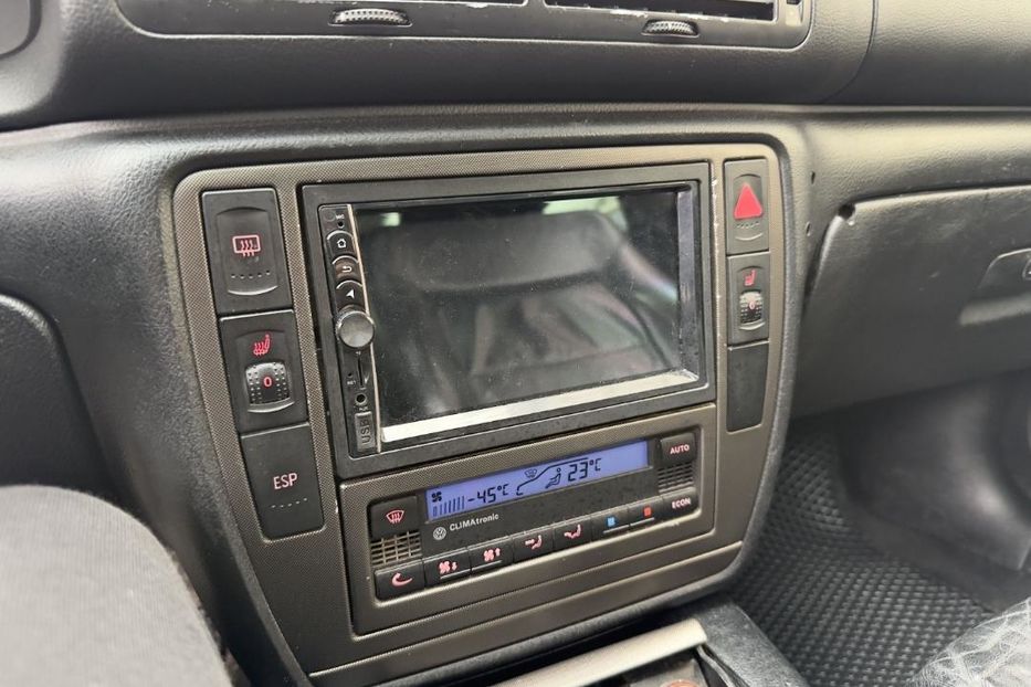 Продам Volkswagen Passat B5 2003 года в Харькове