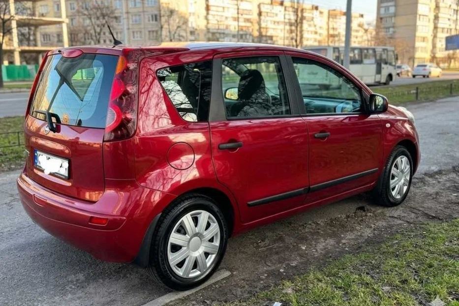 Продам Nissan Note comfort 2012 года в Киеве