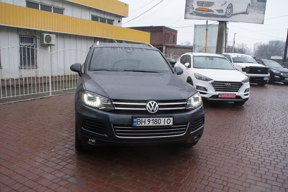 Продам Volkswagen Touareg 2013 года в Одессе