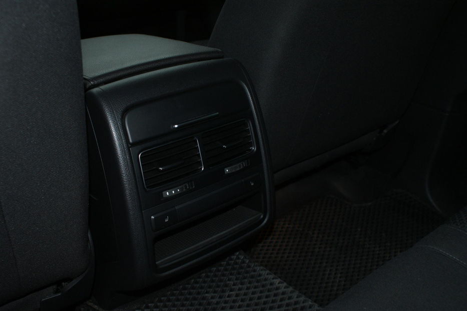 Продам Volkswagen Touareg 2013 года в Одессе