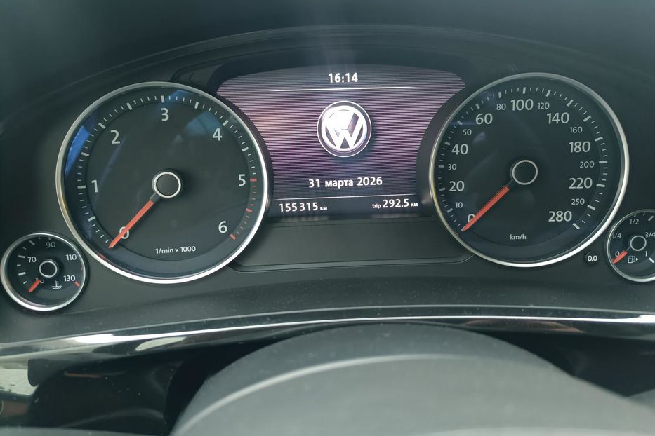 Продам Volkswagen Touareg 2013 года в Одессе