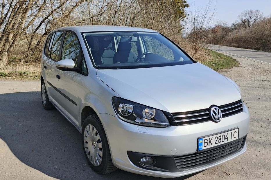 Продам Volkswagen Touran 2014 года в Ровно