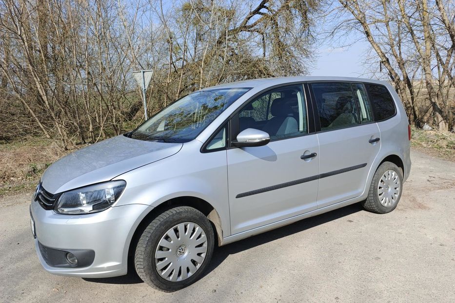 Продам Volkswagen Touran 2014 года в Ровно