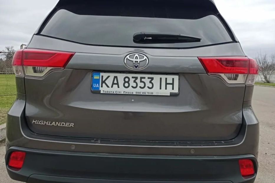 Продам Toyota Highlander 2017 года в г. Прилуки, Черниговская область