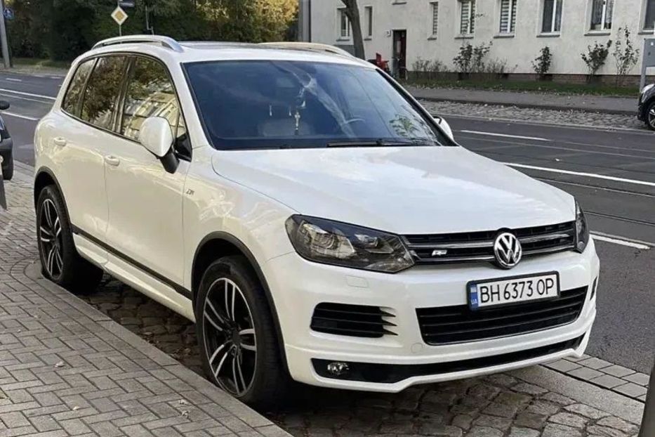 Продам Volkswagen Touareg II поколение (FL) 2014 года в Одессе