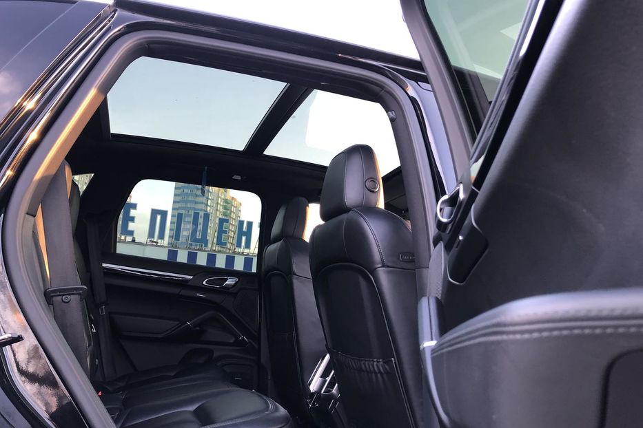 Продам Porsche Cayenne 2016 года в Одессе