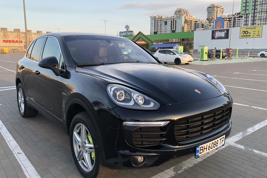 Продам Porsche Cayenne 2016 года в Одессе