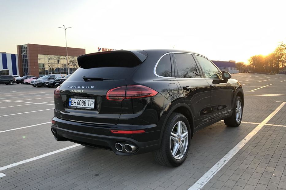 Продам Porsche Cayenne 2016 года в Одессе