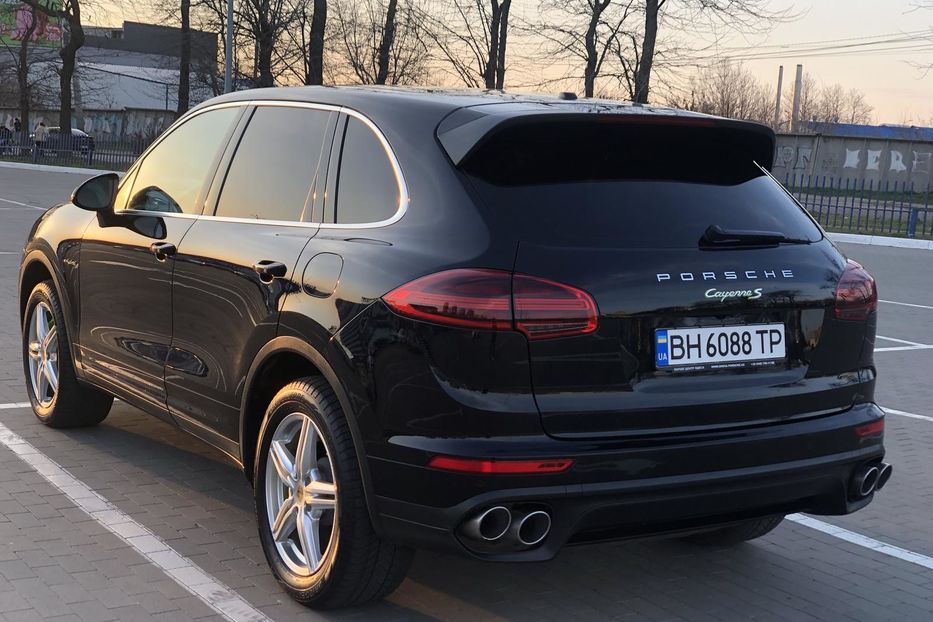 Продам Porsche Cayenne 2016 года в Одессе