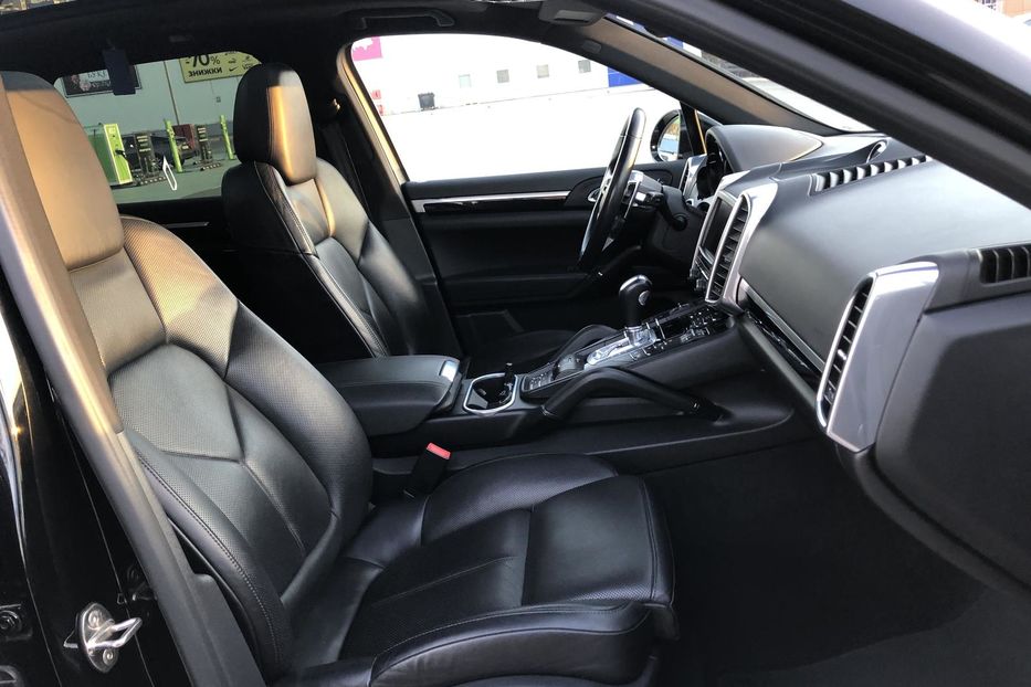 Продам Porsche Cayenne 2016 года в Одессе