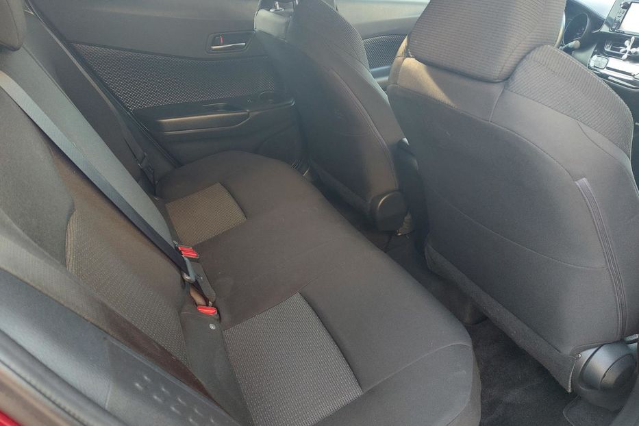 Продам Toyota C-HR Автомат 2018 года в Киеве