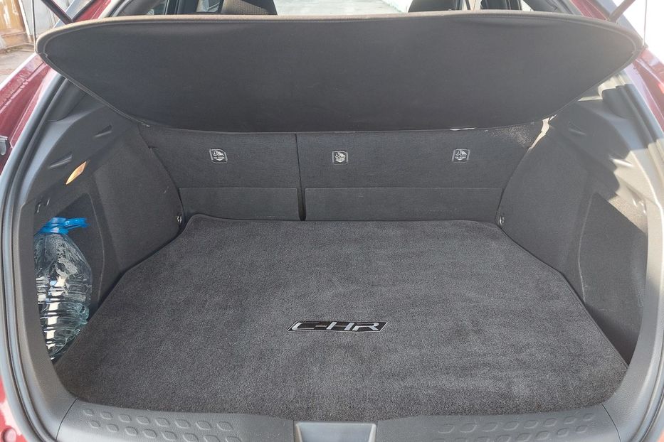 Продам Toyota C-HR Автомат 2018 года в Киеве