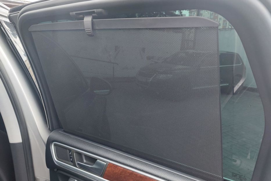 Продам Volkswagen Touareg Гібрид 2011 года в Киеве