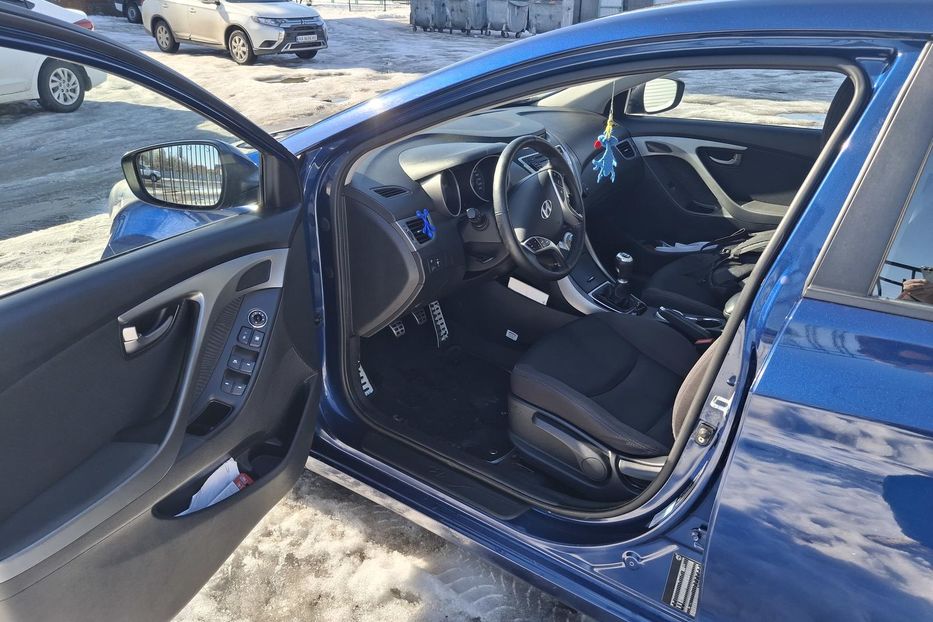 Продам Hyundai Elantra 2012 года в г. Борисполь, Киевская область