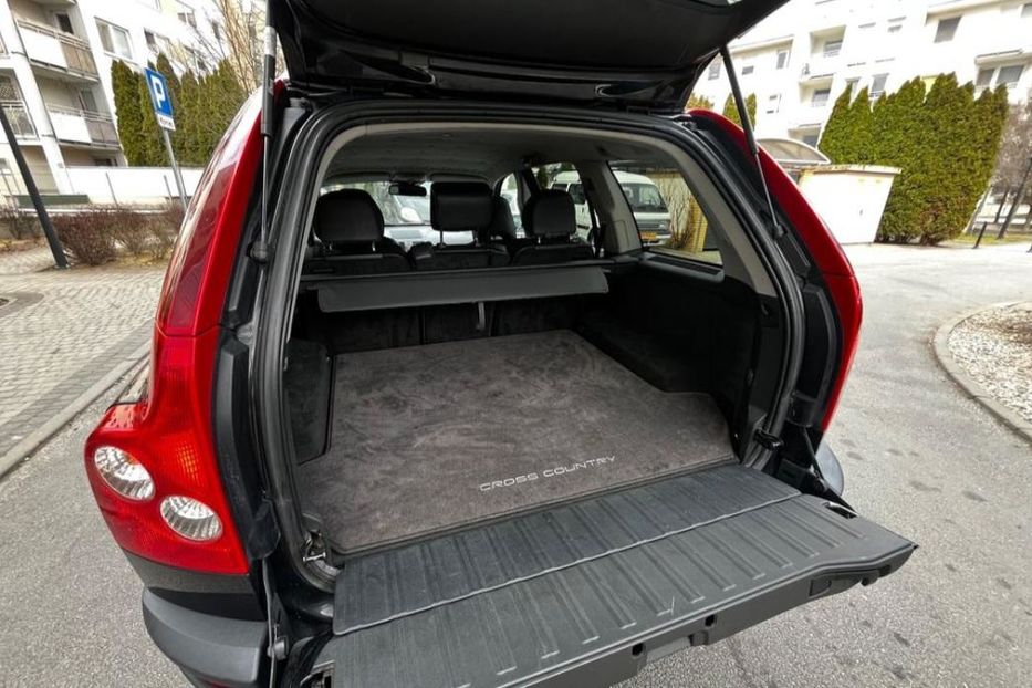 Продам Volvo XC90 2008 года в г. Изюм, Харьковская область