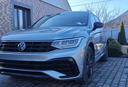 Продам Volkswagen Tiguan SE R-LINE 2022 года в г. Верхнеднепровск, Днепропетровская область
