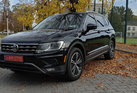 Продам Volkswagen Tiguan SEL 2018 года в г. Верхнеднепровск, Днепропетровская область