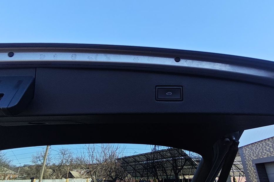 Продам Volkswagen Tiguan SE R-LINE 2022 года в г. Верхнеднепровск, Днепропетровская область