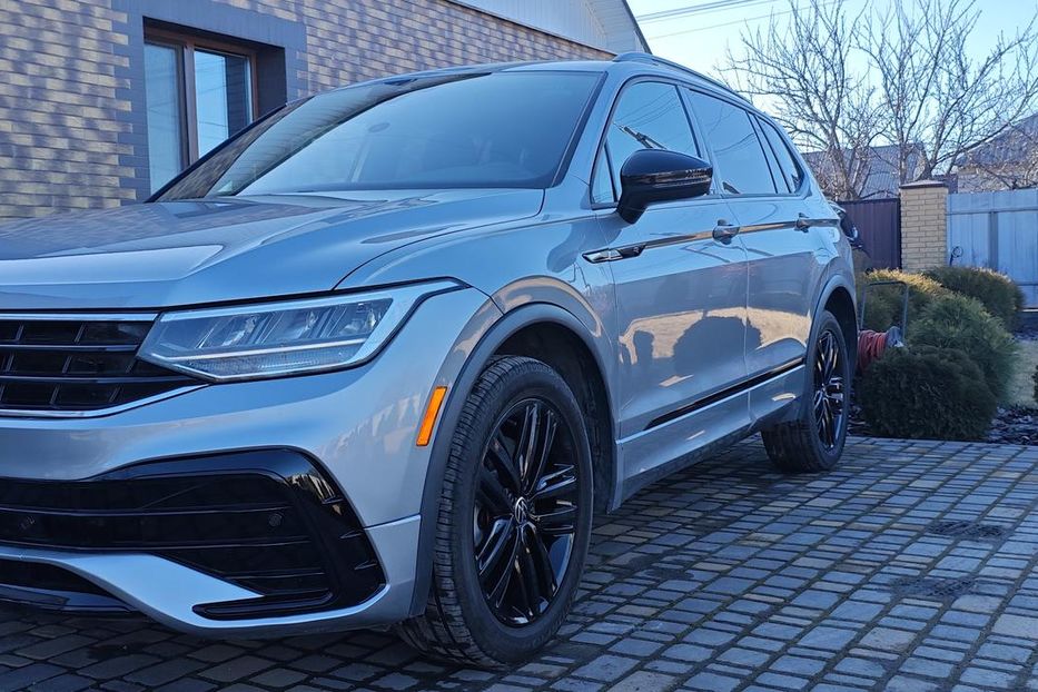 Продам Volkswagen Tiguan SE R-LINE 2022 года в г. Верхнеднепровск, Днепропетровская область