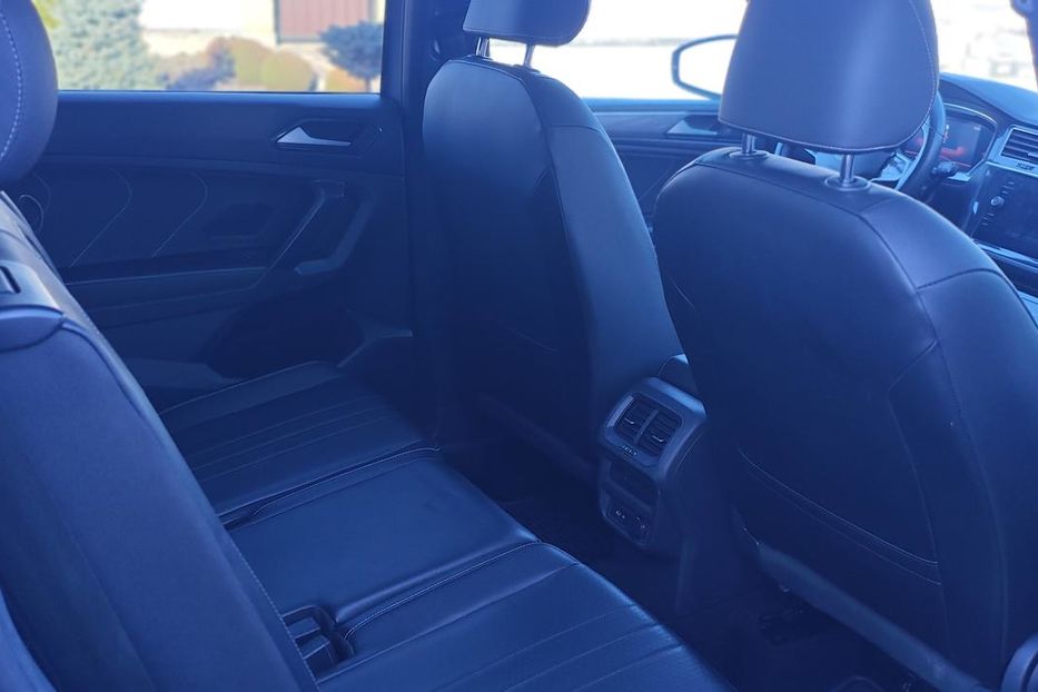 Продам Volkswagen Tiguan SE R-LINE 2022 года в г. Верхнеднепровск, Днепропетровская область
