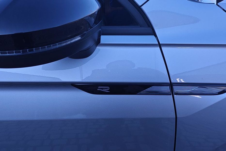 Продам Volkswagen Tiguan SE R-LINE 2022 года в г. Верхнеднепровск, Днепропетровская область