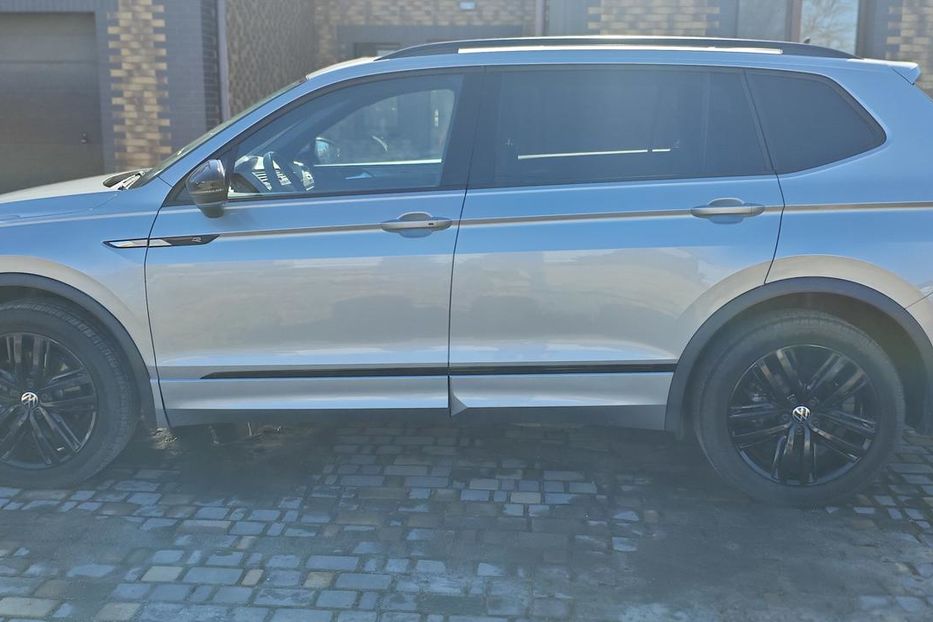 Продам Volkswagen Tiguan SE R-LINE 2022 года в г. Верхнеднепровск, Днепропетровская область