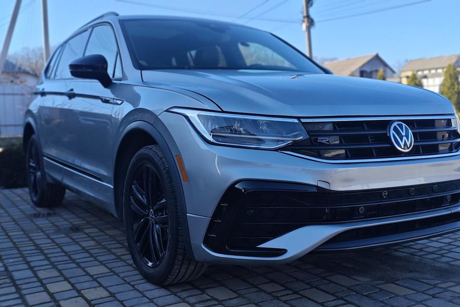 Продам Volkswagen Tiguan SE R-LINE 2022 года в г. Верхнеднепровск, Днепропетровская область