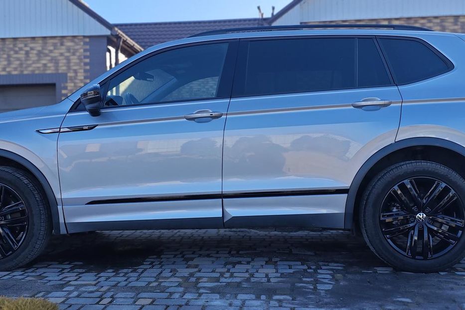 Продам Volkswagen Tiguan SE R-LINE 2022 года в г. Верхнеднепровск, Днепропетровская область