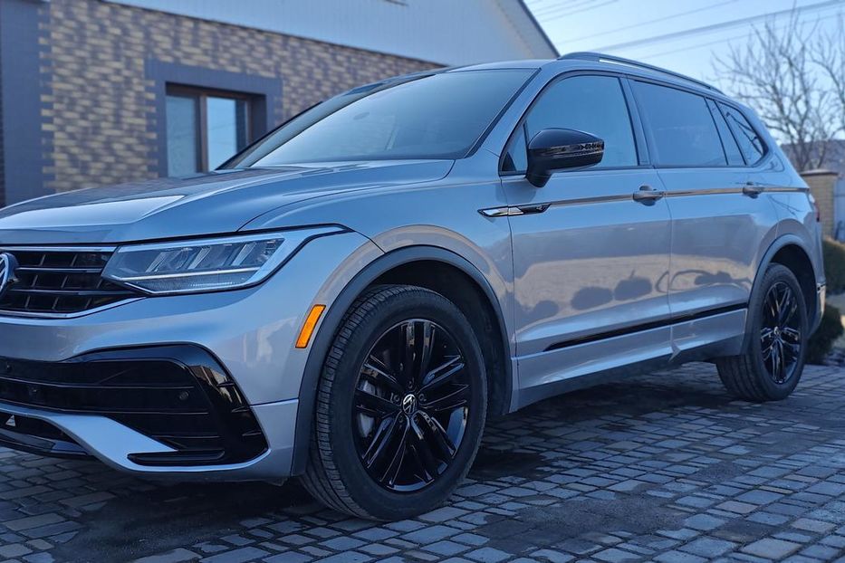Продам Volkswagen Tiguan SE R-LINE 2022 года в г. Верхнеднепровск, Днепропетровская область